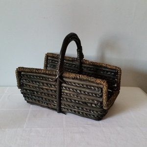 Wicker Woven Basket/Magazine Rack Holder Storage
